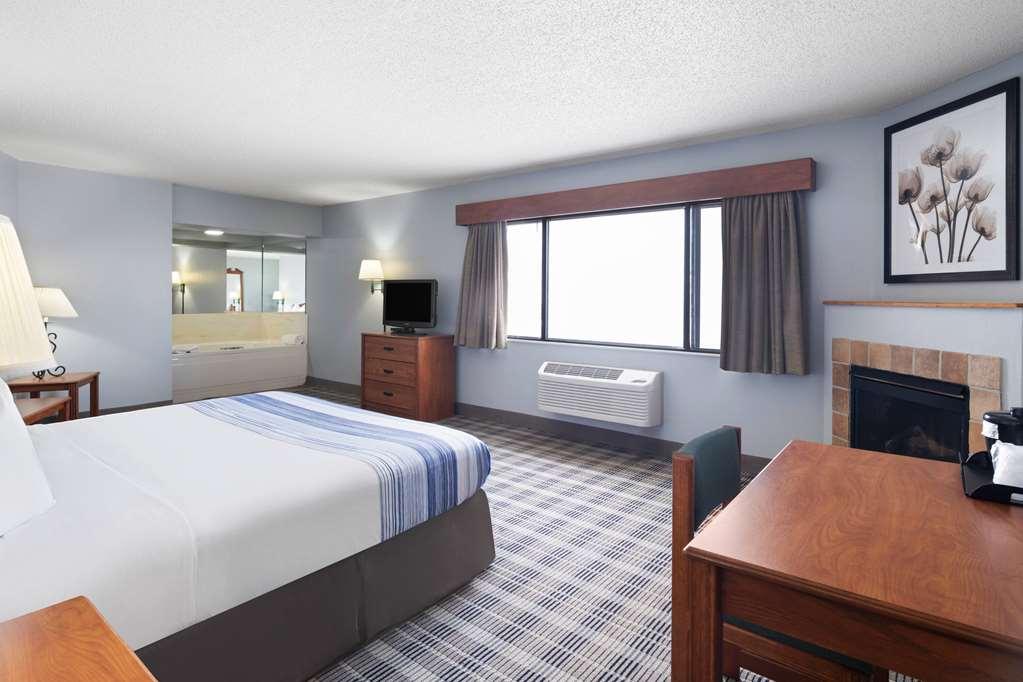 Americinn By Wyndham Stuart Rom bilde
